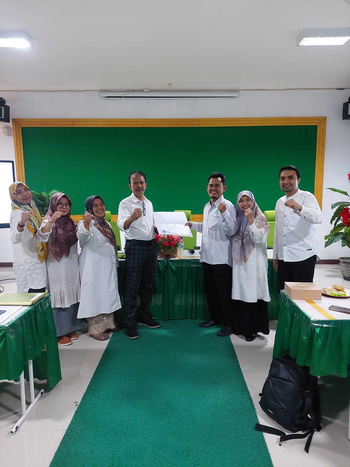 Transformasi Pendidikan: Implementasi MBKM dalam Ilmu Sosial - Sorotan Seminar Nasional Prodi Tadris IPS UIN KHAS Jember